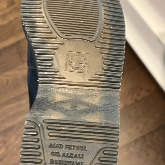 Dr. Marten’s FLORA SMOOTH CHELSEA BOOTS size 38 - Picture 12 of 12